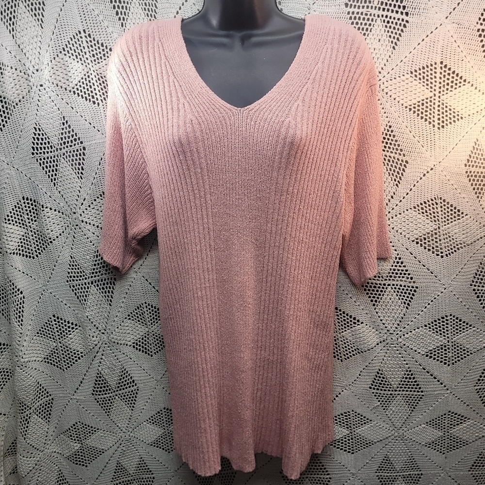 Orvis Womens Sweater Size XL Pink V Neck Short Sleeve 60% silk.